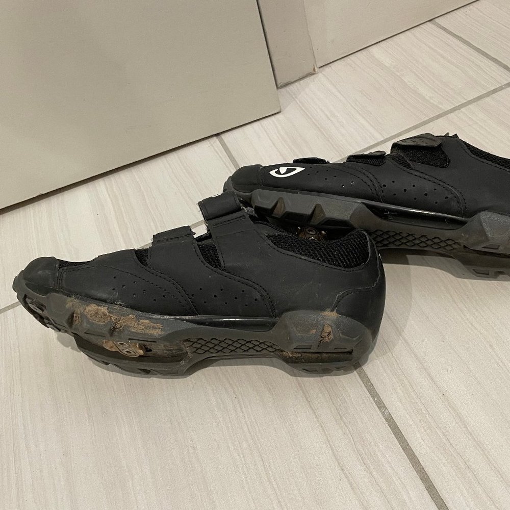 Giro Riela R II Mountain Cycling Shoes - Picture 5 of 6